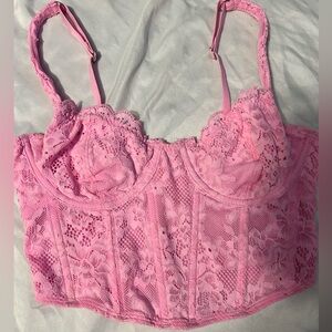 Gilly Hicks Pink Lace Bralette: Delicate, stylish,perfectly comfortable in XS